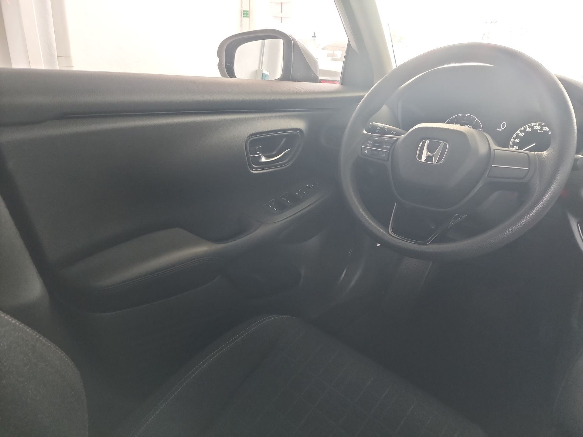 2023 Honda HR-V UNIQ CVT