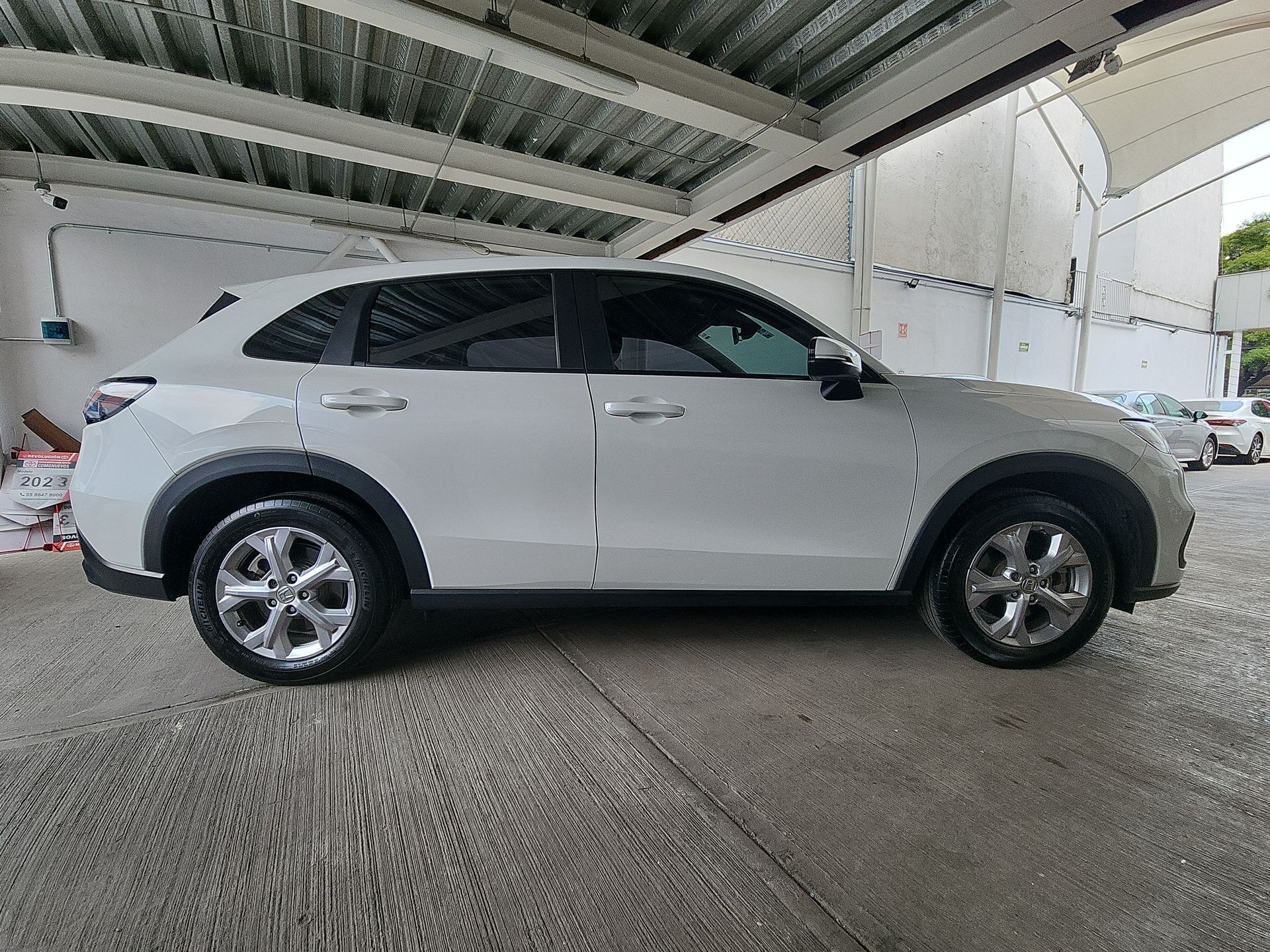 2023 Honda HR-V UNIQ CVT