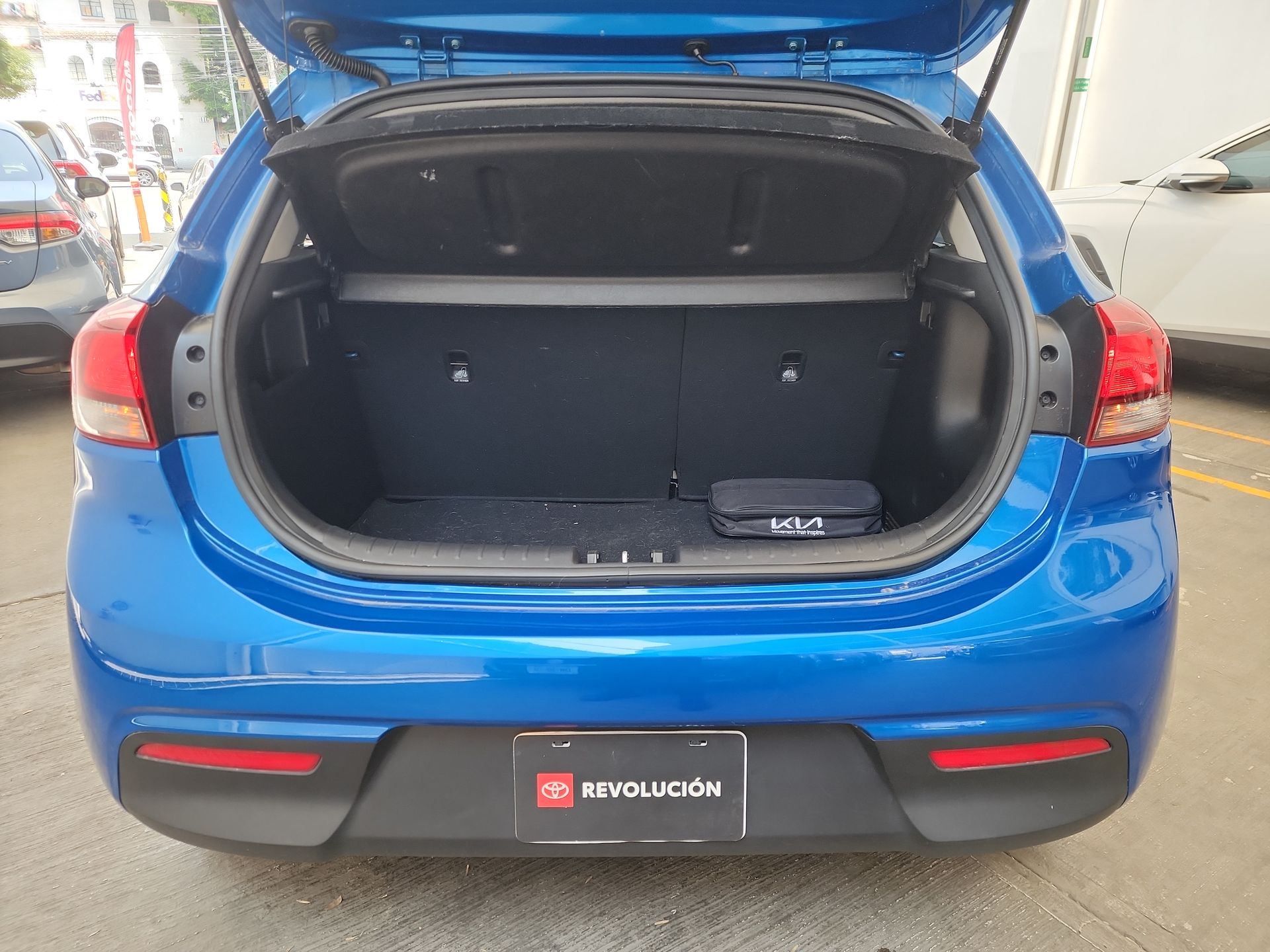 2023 Kia RIO HATCHBACK LX TM