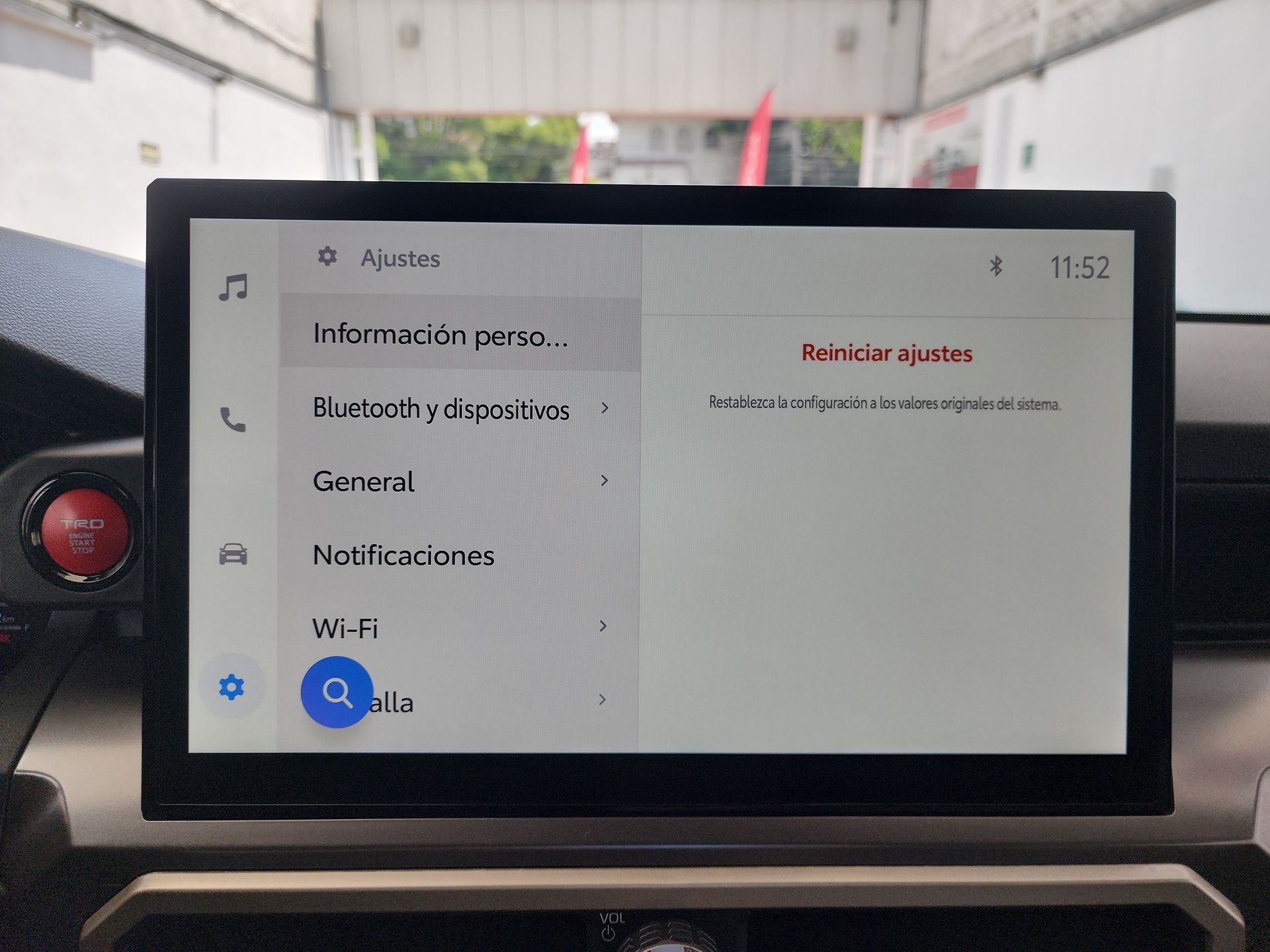 2025 Toyota TACOMA TRD SPORT 4X4