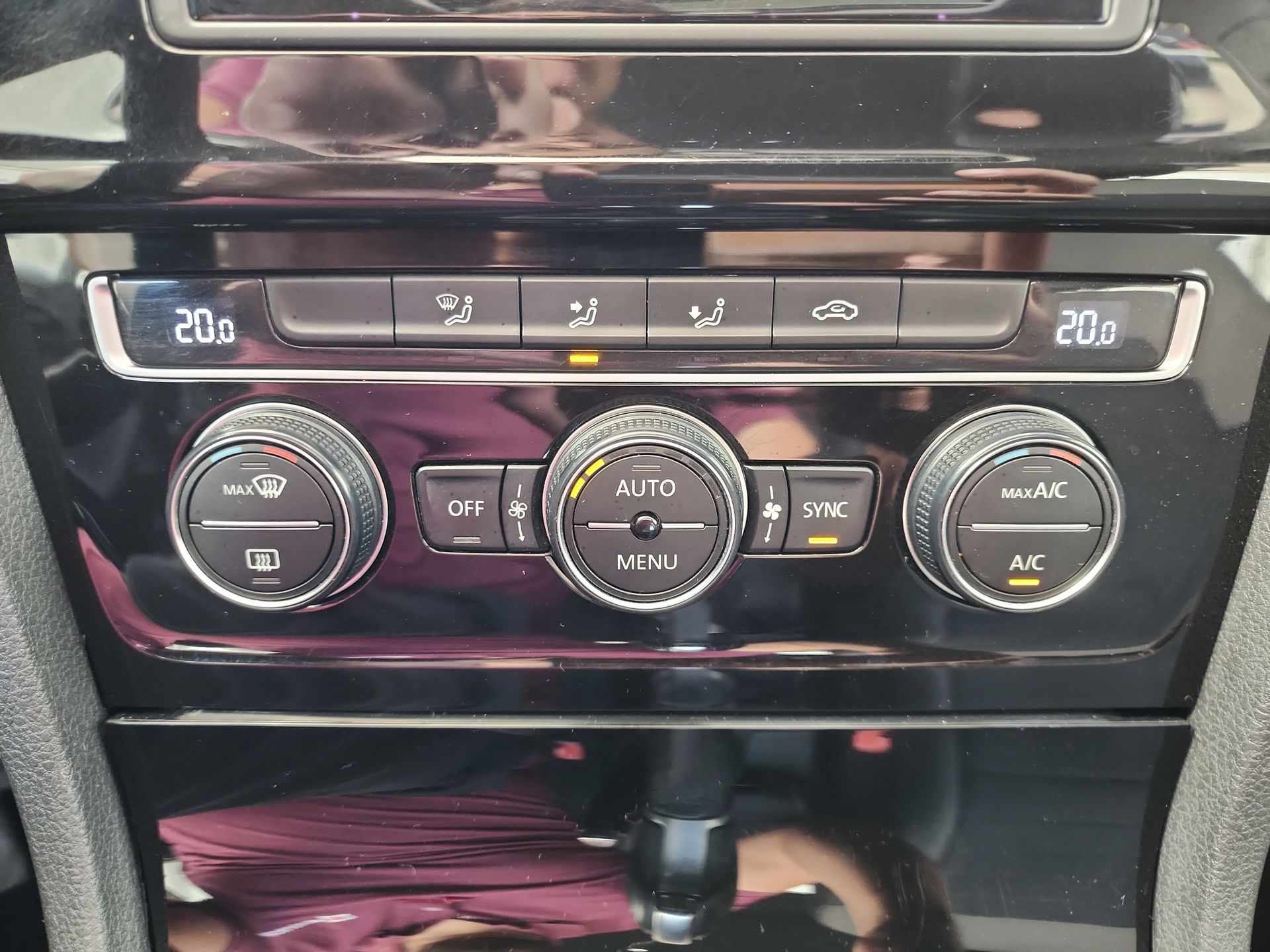 2017 Volkswagen GOLF HIGHLINE DSG ASISTENTE APARCAMIENTO