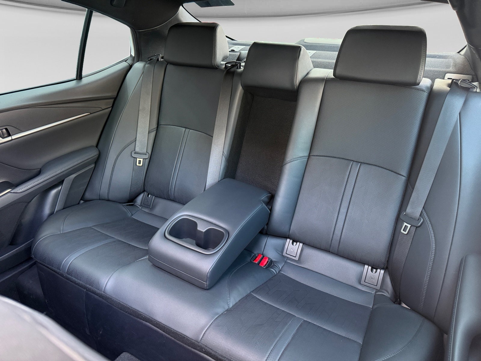 2025 Toyota CAMRY XSE HEV