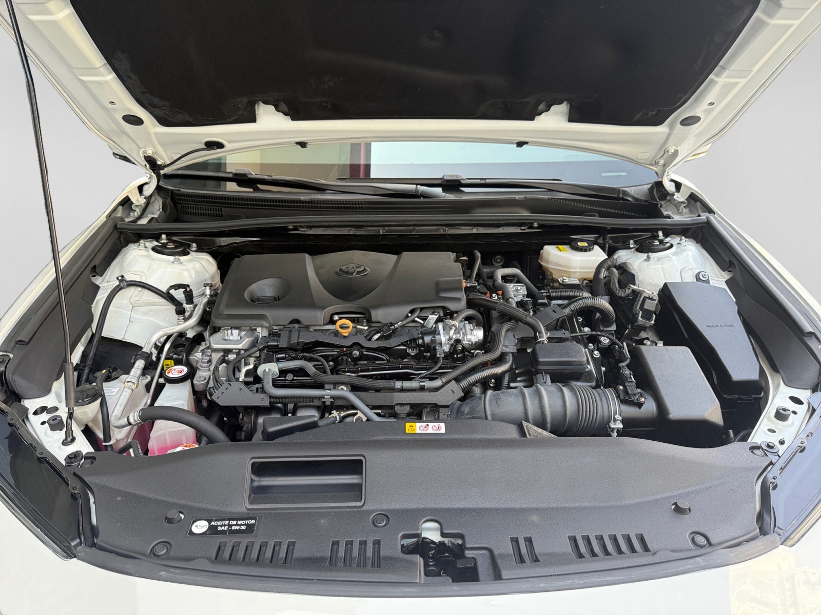 2025 Toyota CAMRY XSE HEV