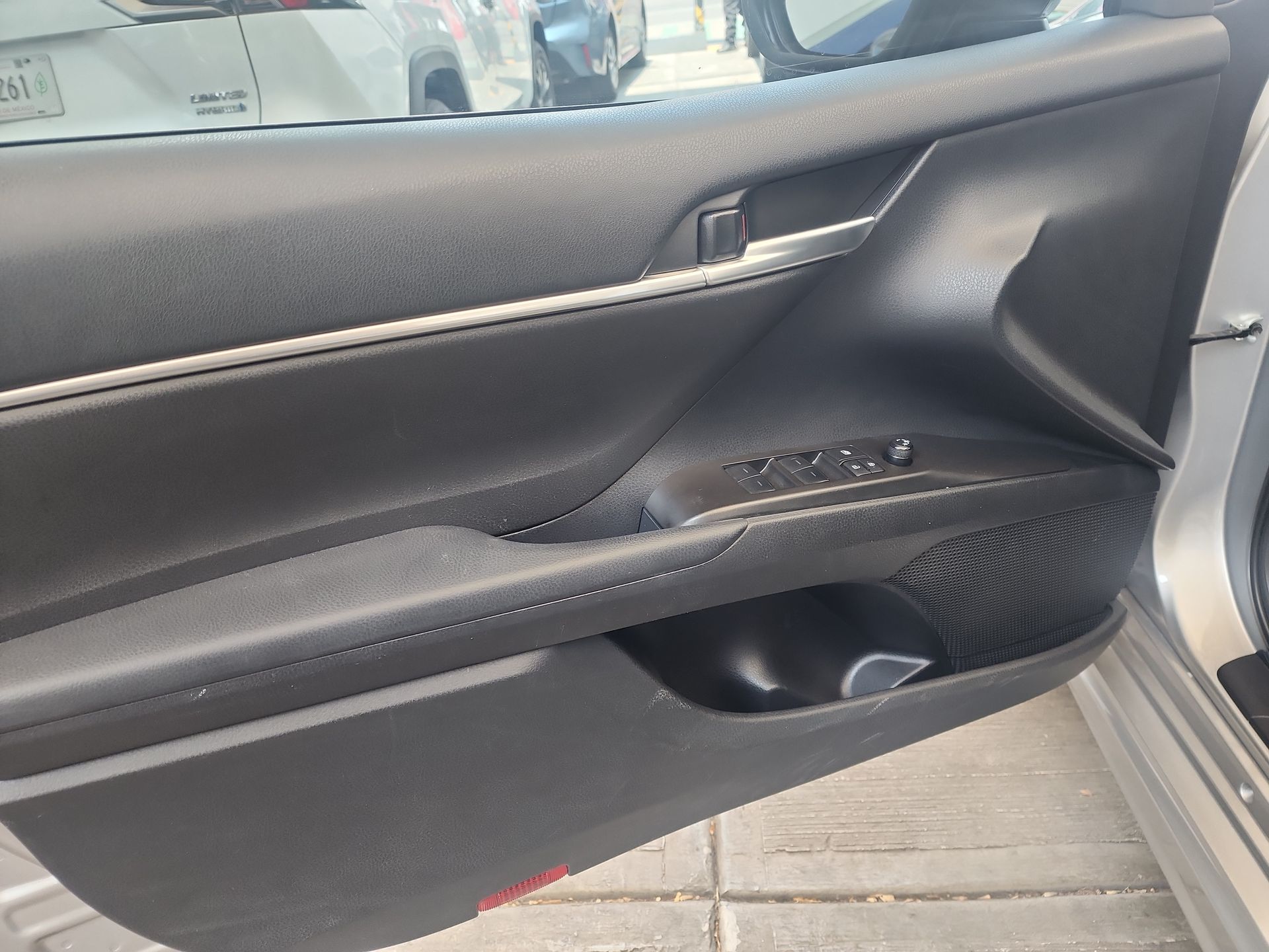 2024 Toyota CAMRY SE HEV
