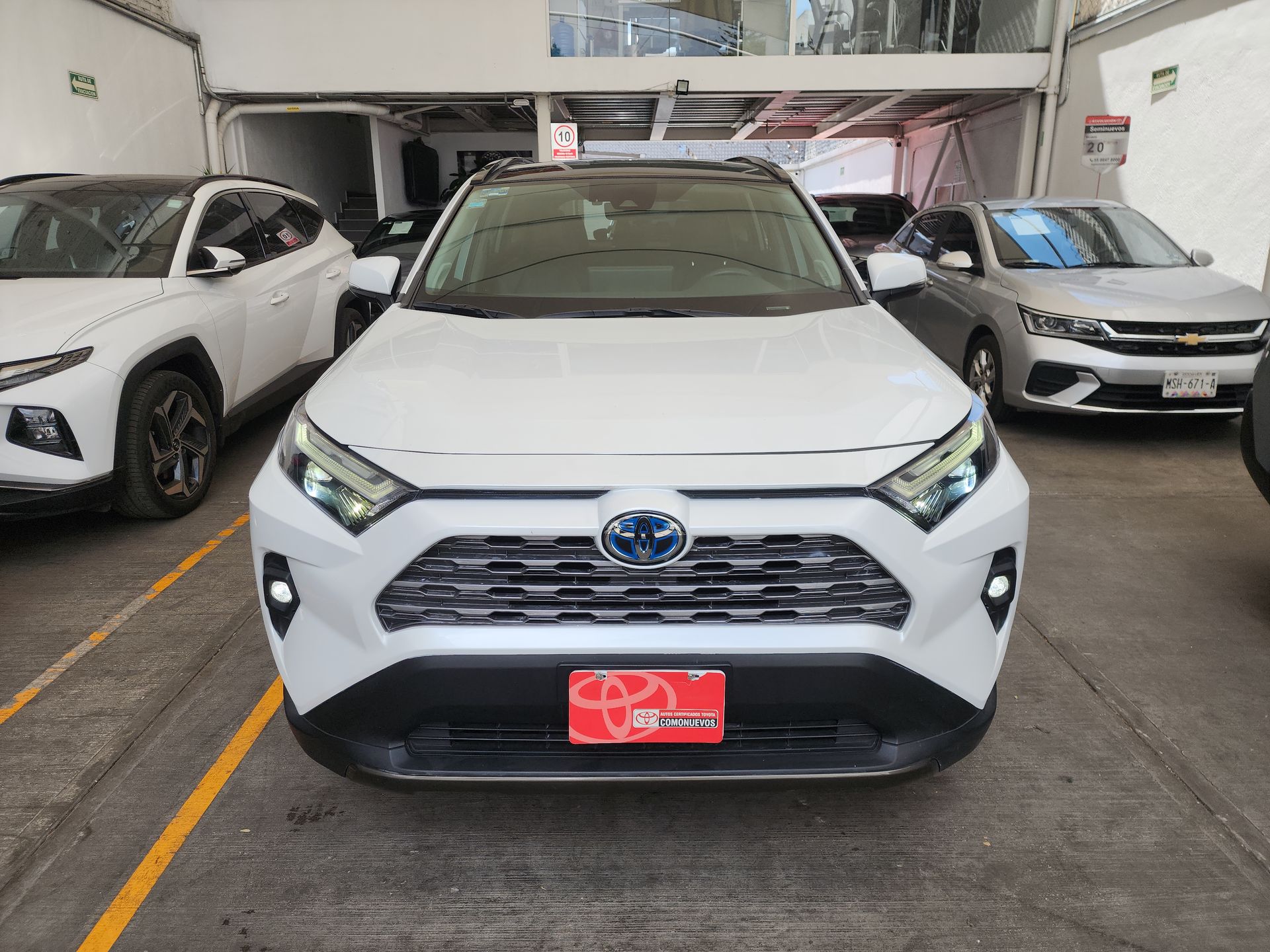 2023 Toyota RAV4 LIMITED HV