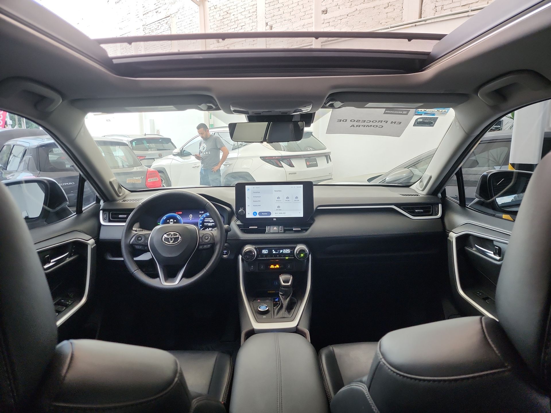 2023 Toyota RAV4 LIMITED HV