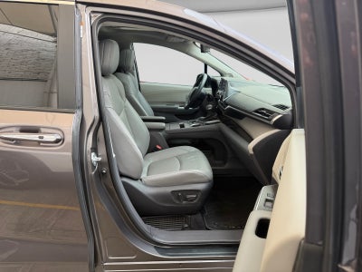 2023 Toyota SIENNA LIMITED