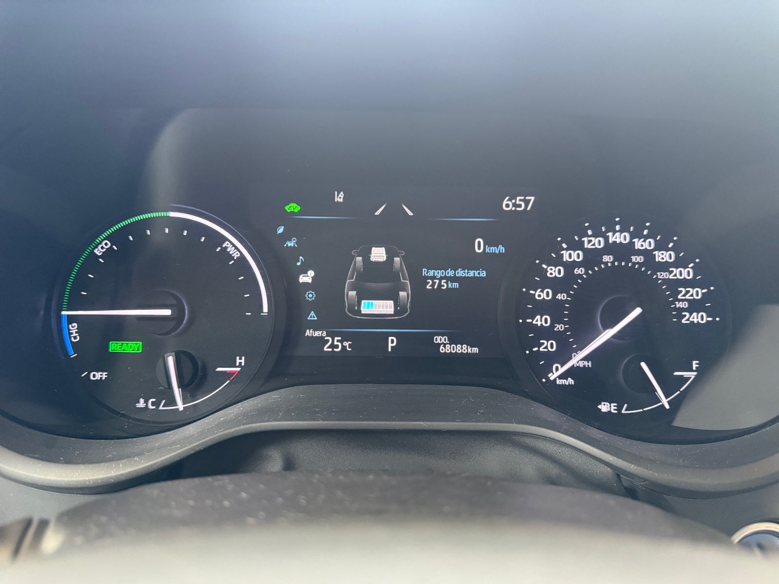 2022 Toyota SIENNA LE