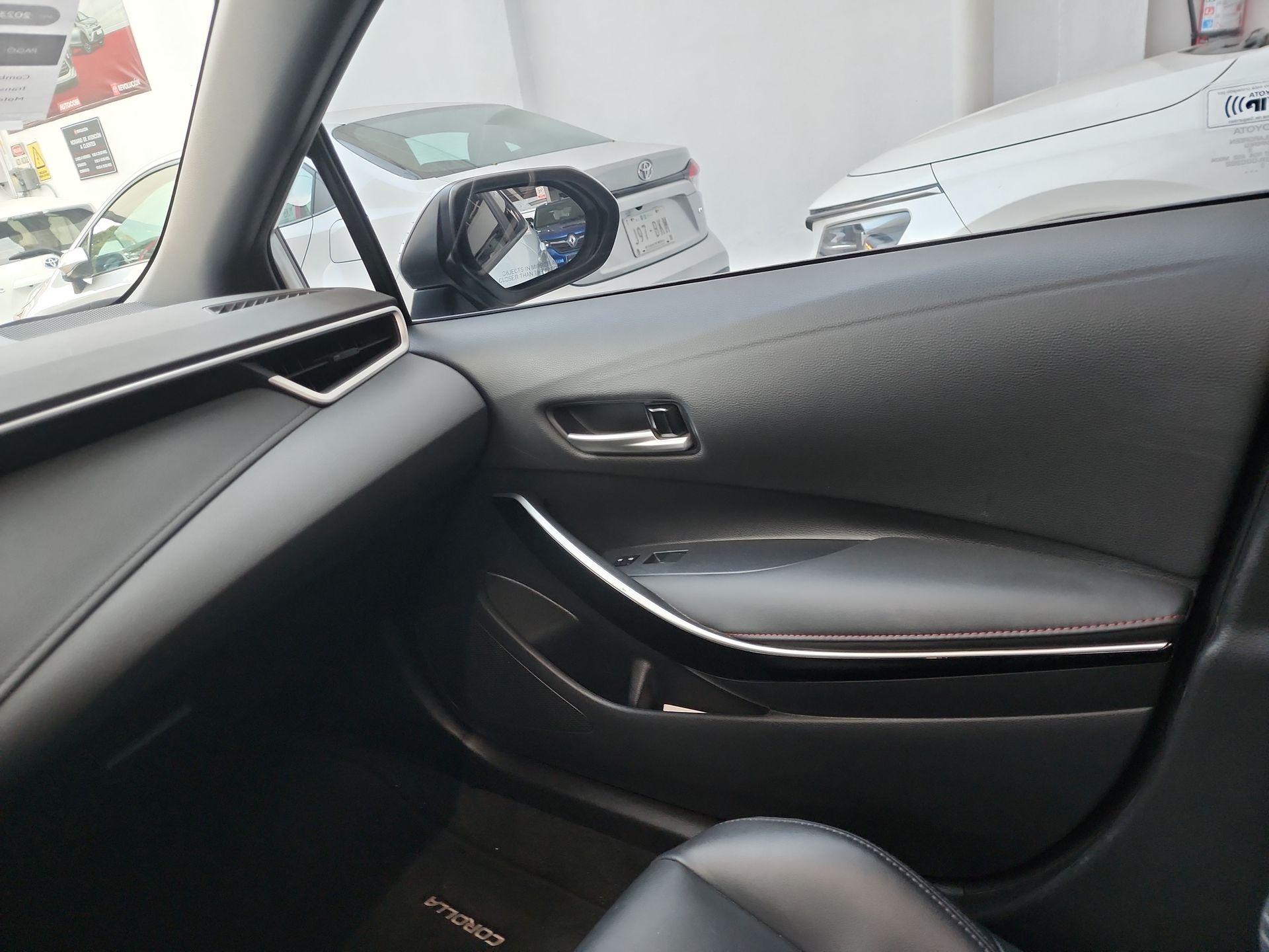 2023 Toyota COROLLA SE CVT