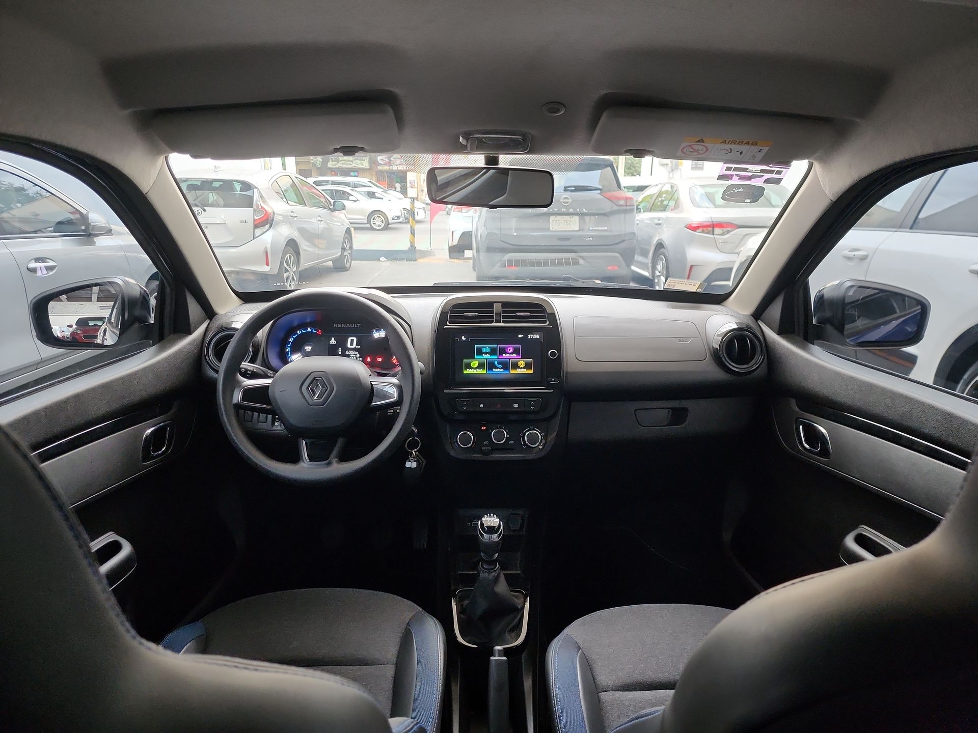 2025 RENAULT KWID ICONIC