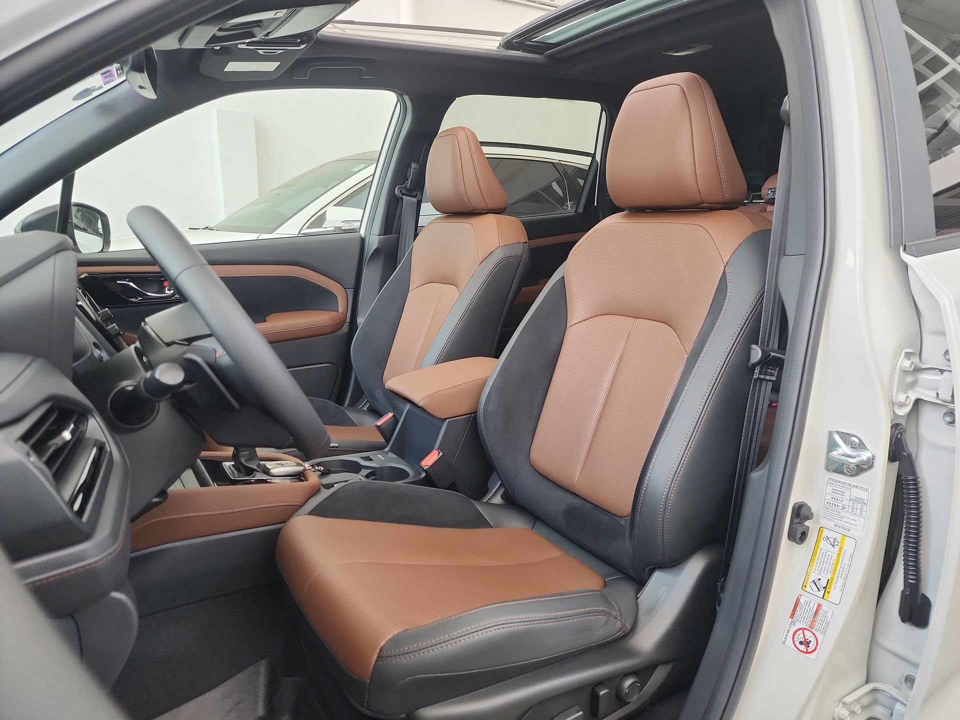 2026 Subaru B9 2.5I E-BOXER HEV CVT