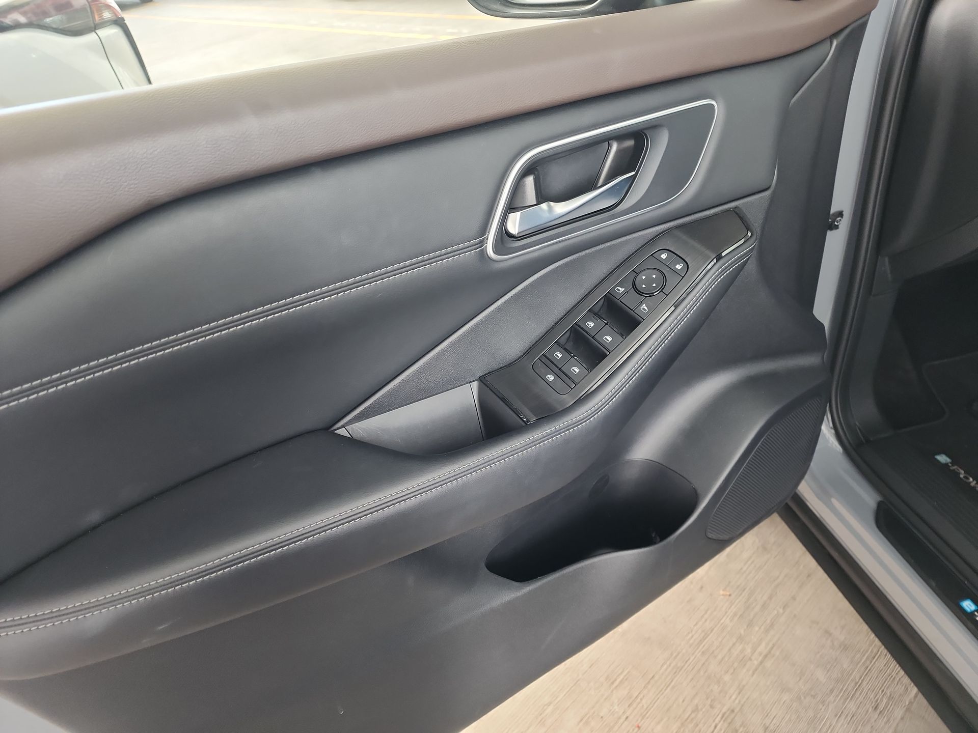 2025 Nissan X-TRAIL EXCLUSIVE E-POWER 2 ROW 25