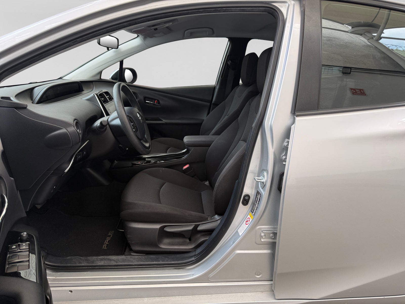 2022 Toyota PRIUS BASE BASE