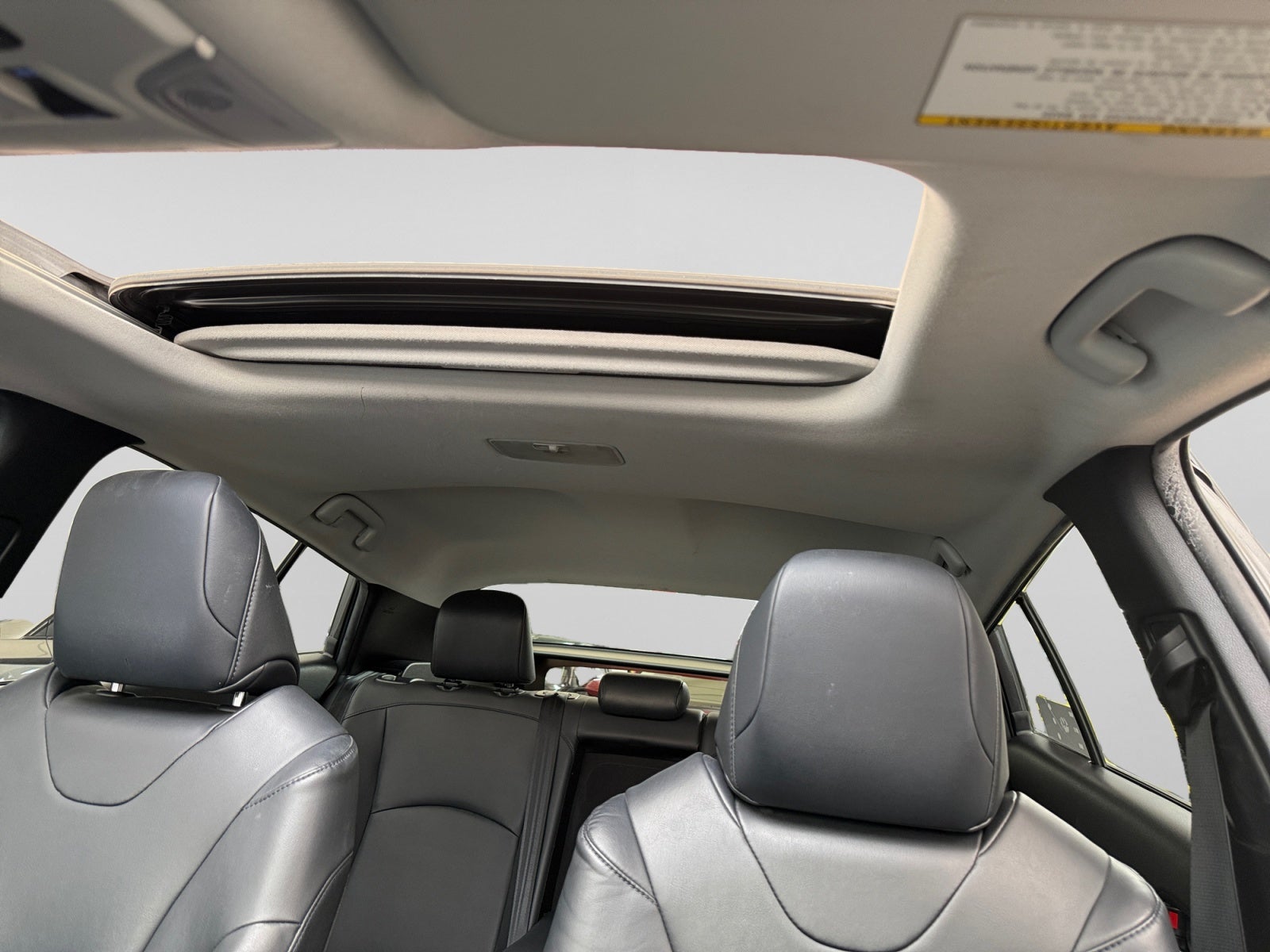2021 Toyota PRIUS BASE PREMIUM