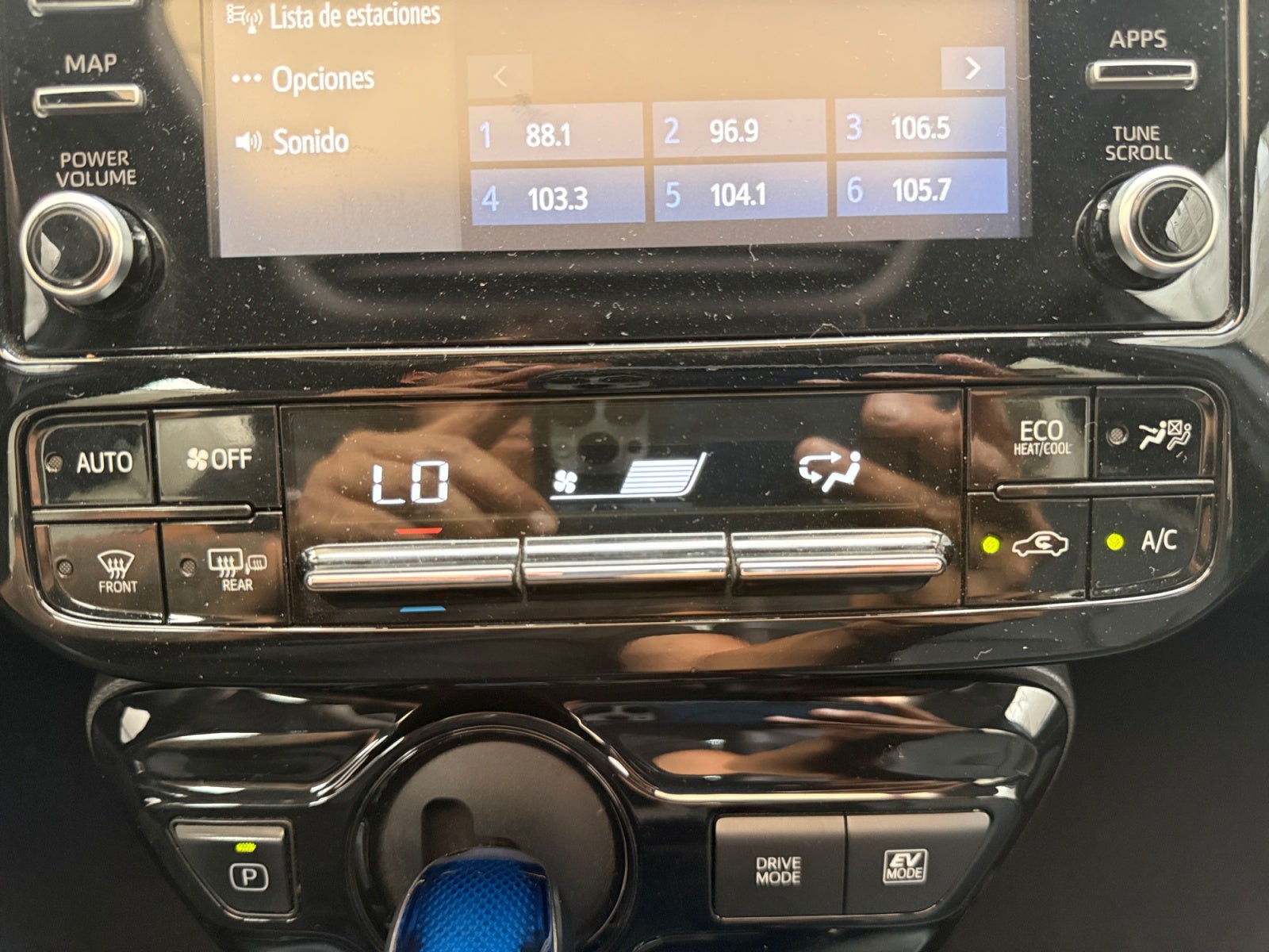 2021 Toyota PRIUS BASE PREMIUM