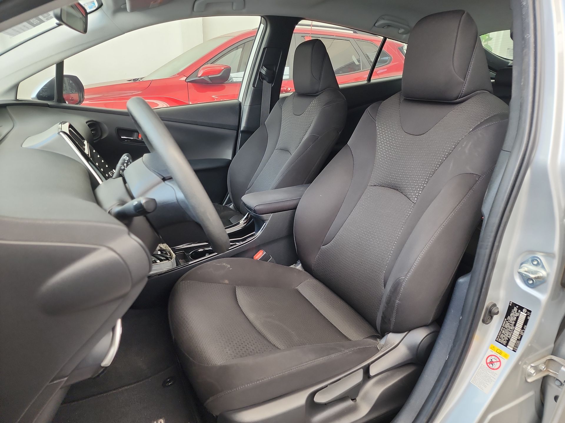 2020 Toyota PRIUS BASE