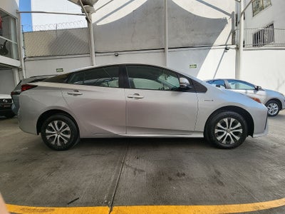 2020 Toyota PRIUS BASE