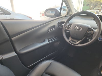 2020 Toyota PRIUS PREMIUM