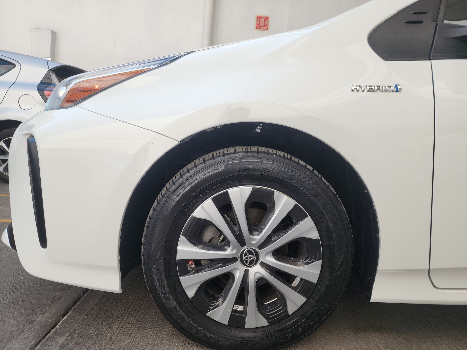 2020 Toyota PRIUS PREMIUM