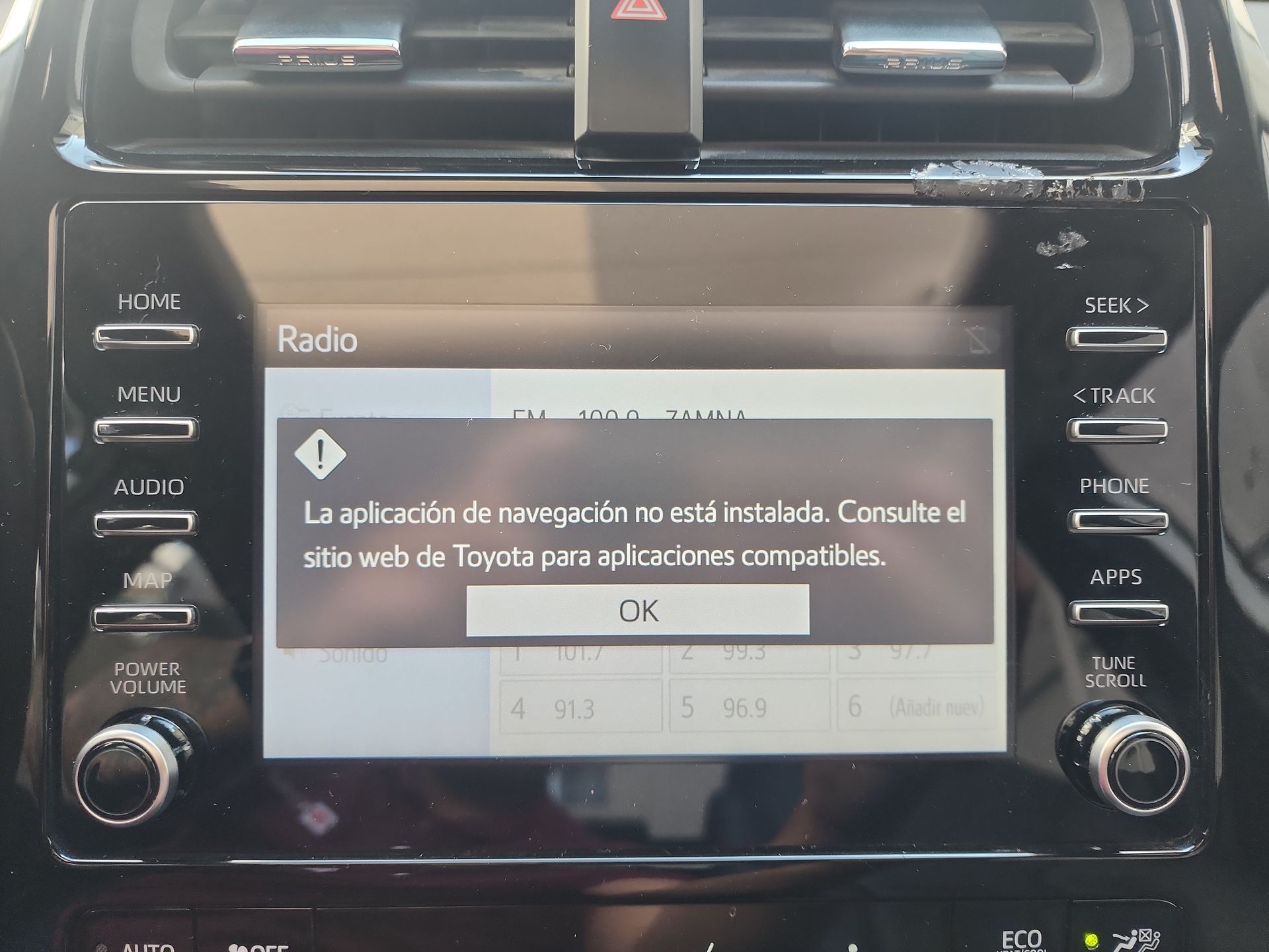 2020 Toyota PRIUS PREMIUM