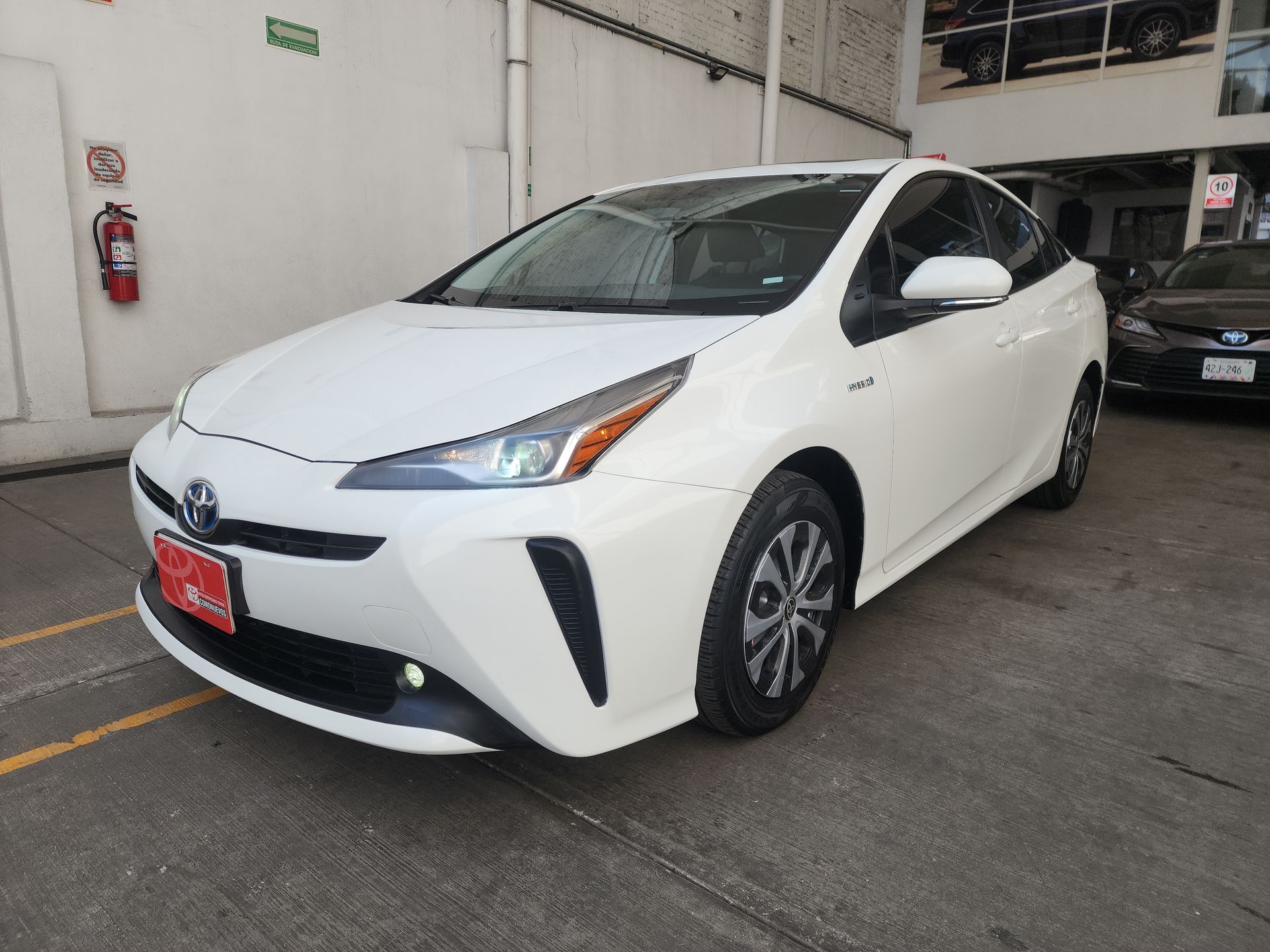 2020 Toyota PRIUS PREMIUM
