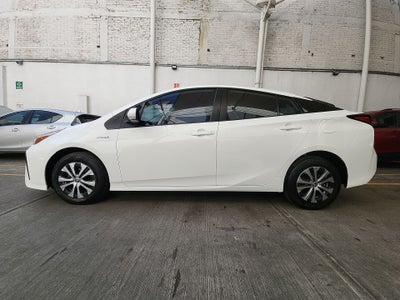 2020 Toyota PRIUS PREMIUM