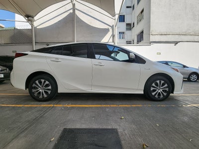 2020 Toyota PRIUS PREMIUM