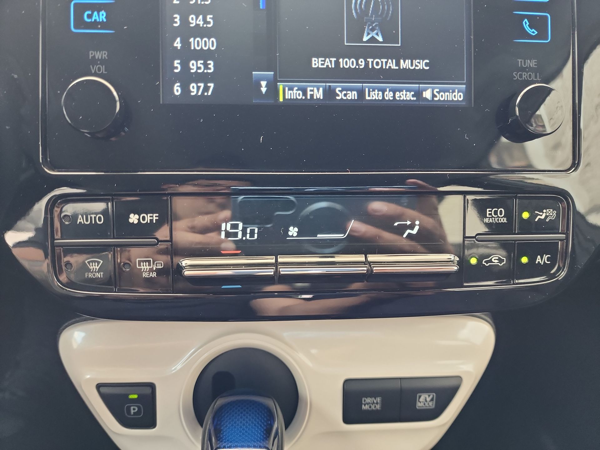 2017 Toyota PRIUS BASE BASE CVT