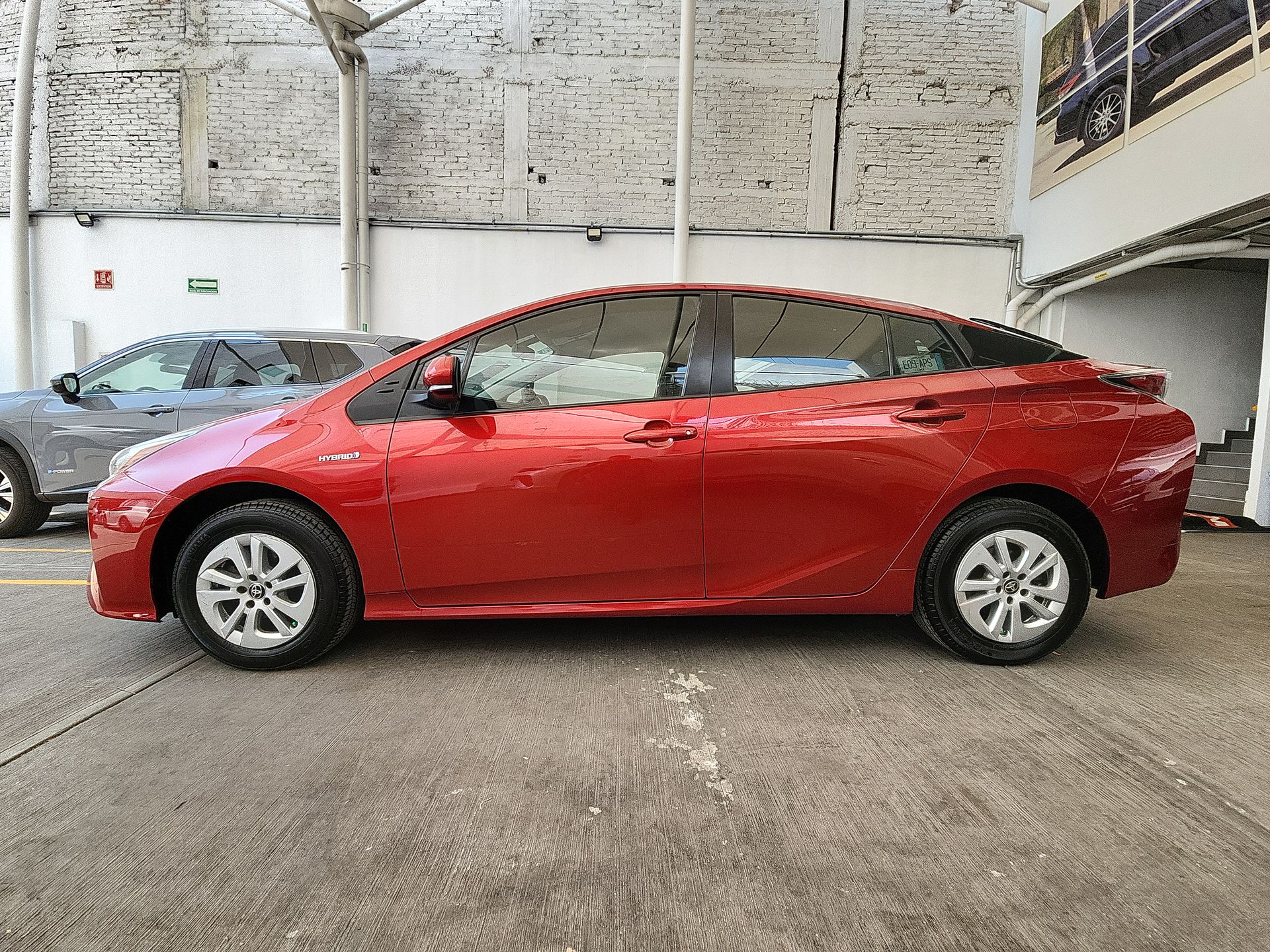 2017 Toyota PRIUS BASE BASE CVT