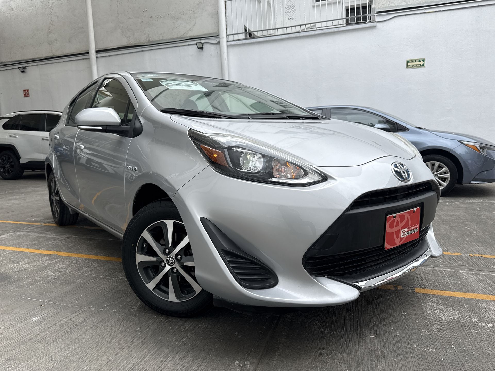 2020 Toyota PRIUS PRIUS C