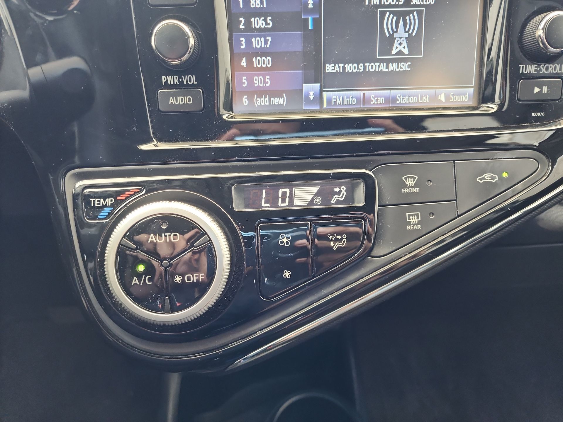 2021 Toyota PRIUS BASE PRIUS C