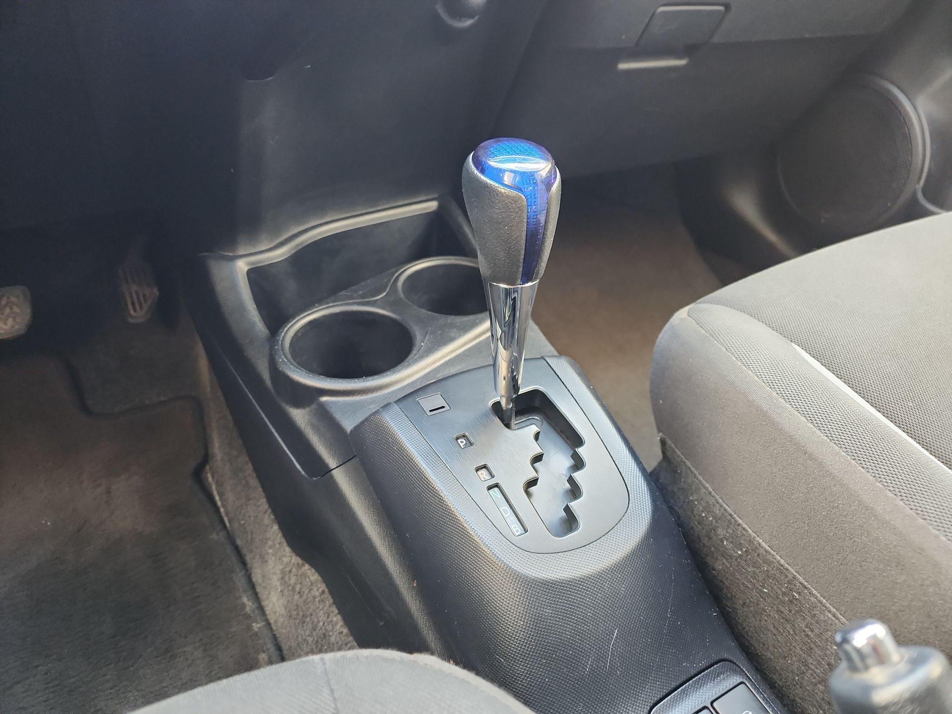 2021 Toyota PRIUS BASE