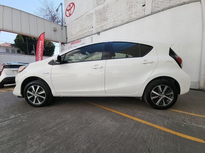 2021 Toyota PRIUS BASE