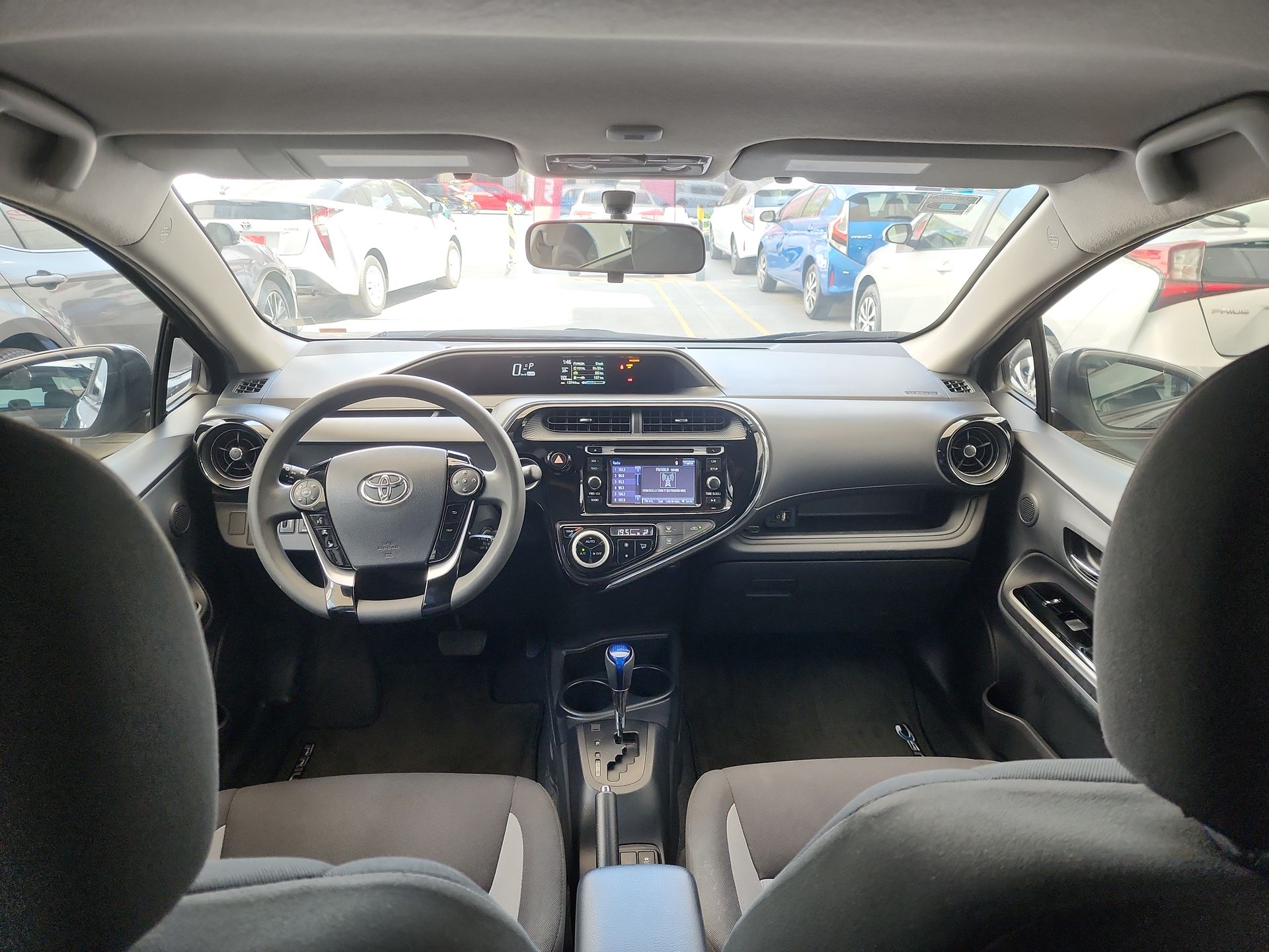 2019 Toyota PRIUS BASE 1.5 HYBRID AUTO