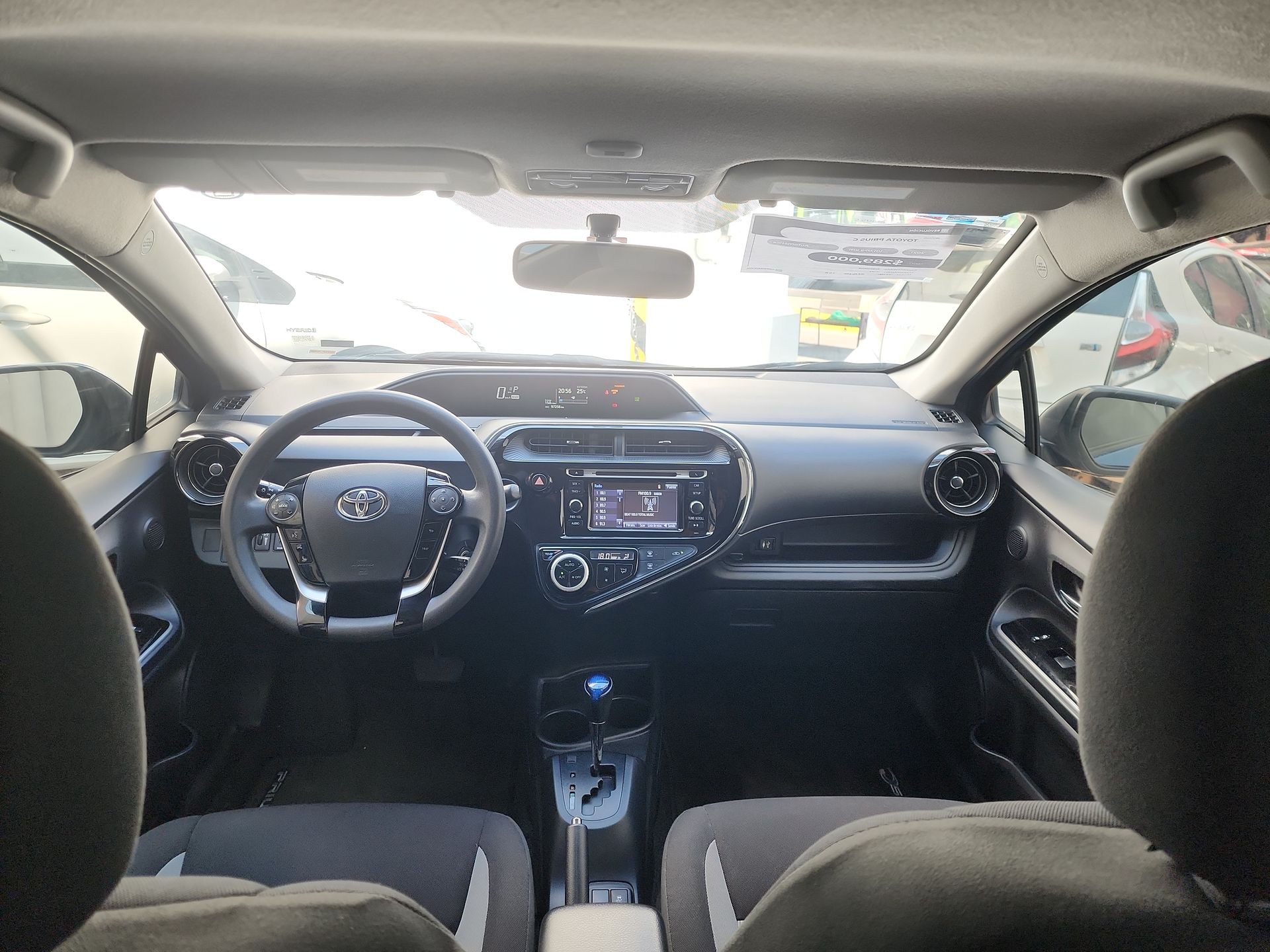 2020 Toyota PRIUS PRIUS C