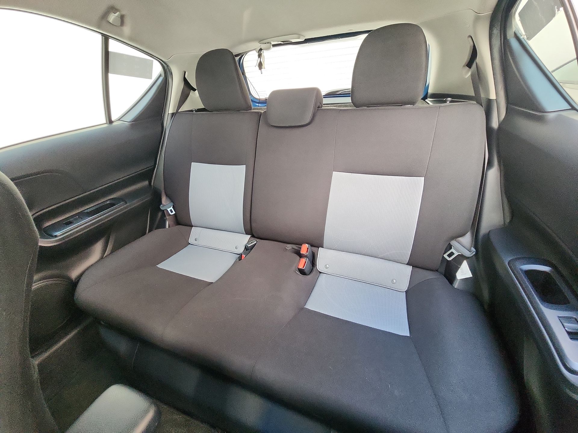 2020 Toyota PRIUS PRIUS C