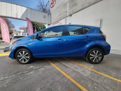 2020 Toyota PRIUS PRIUS C