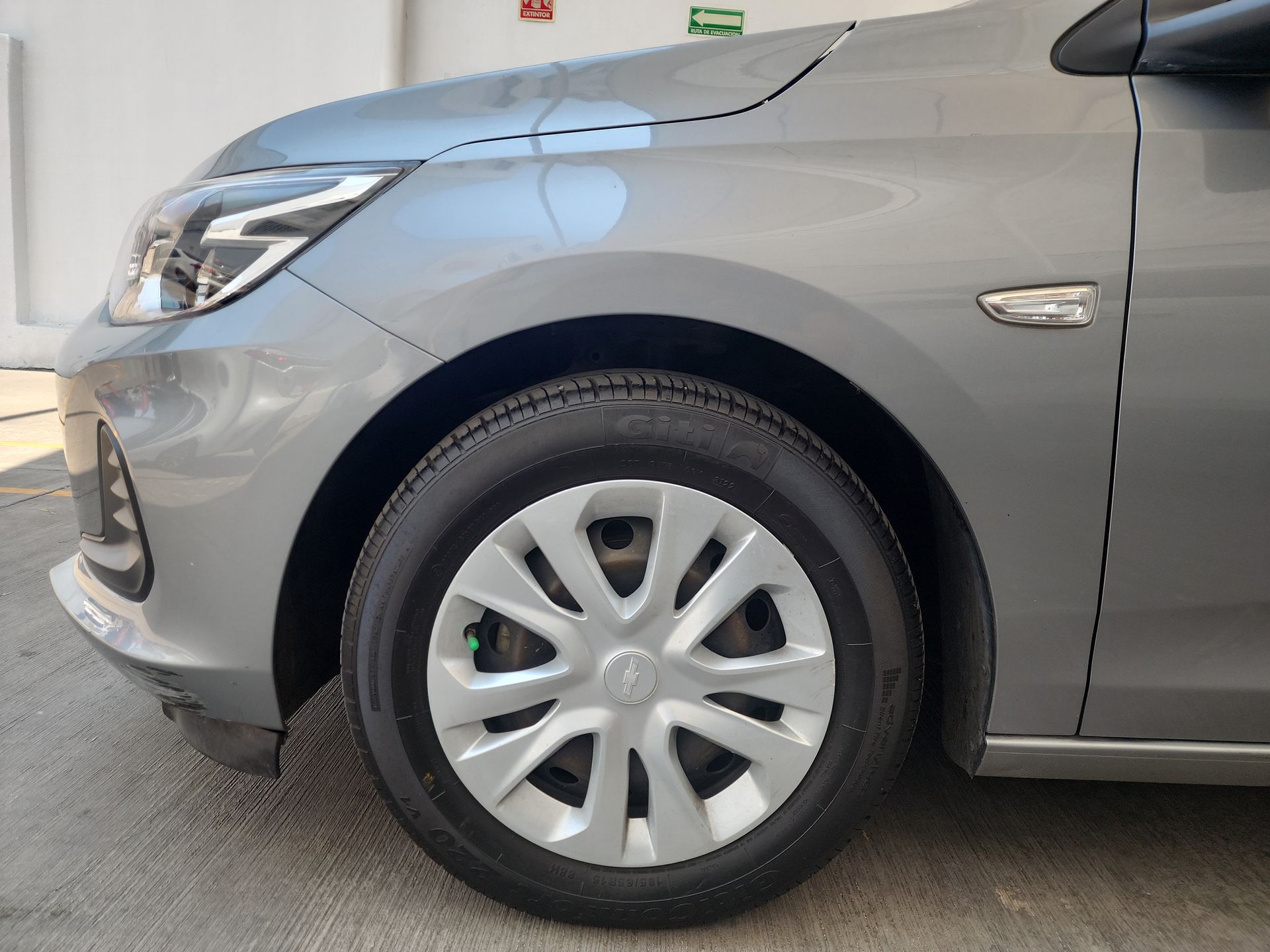 2023 Chevrolet ONIX LS B