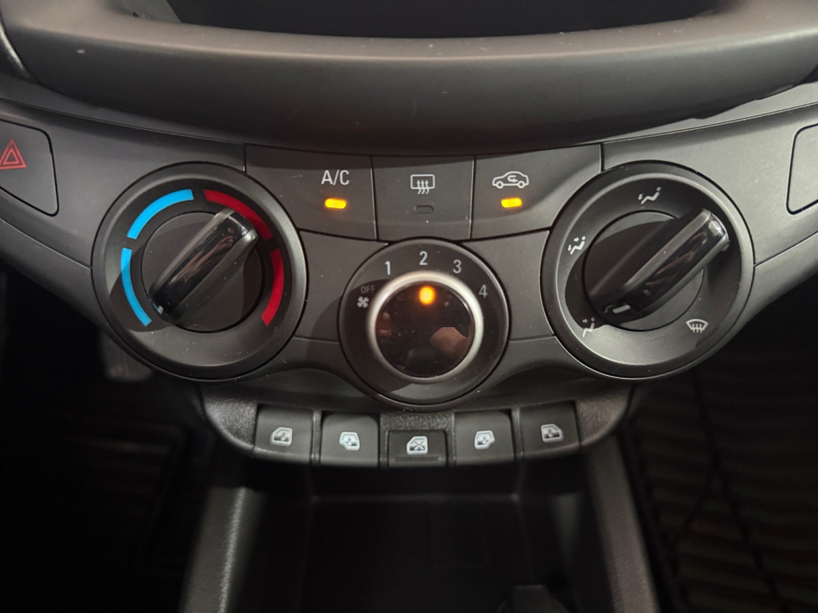 2022 Chevrolet AVEO LS MANUAL A