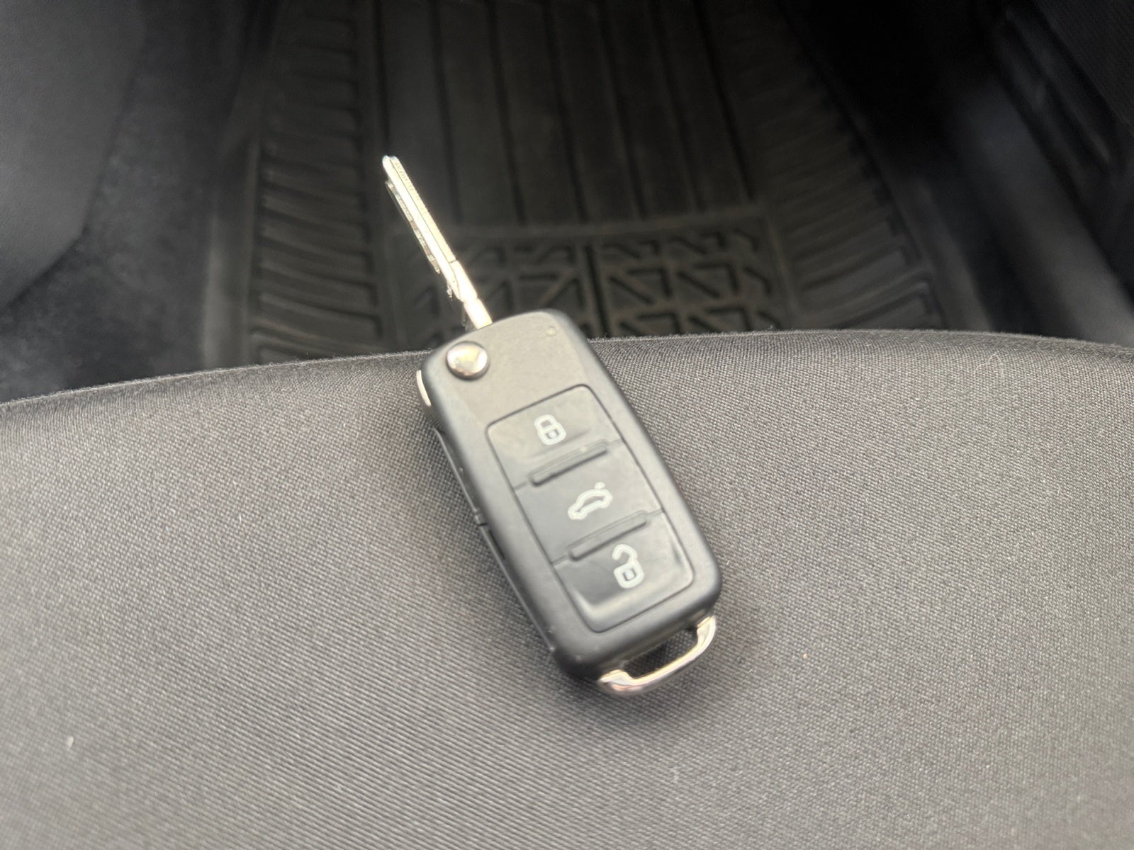 2020 Volkswagen POLO STARTLINE TIPTRONIC