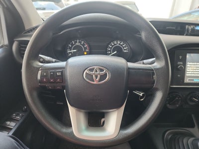 2024 Toyota HILUX C-CAB CHASIS