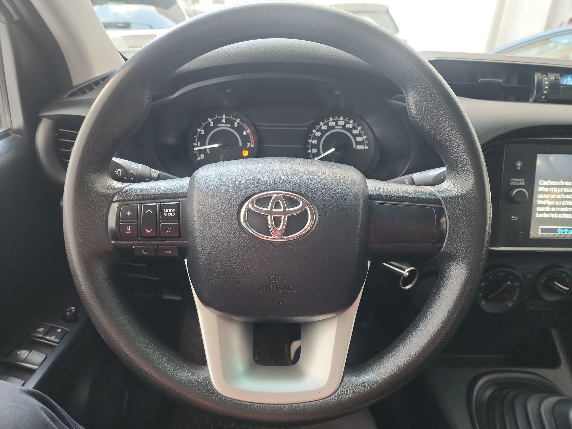 2024 Toyota HILUX C-CAB CHASIS