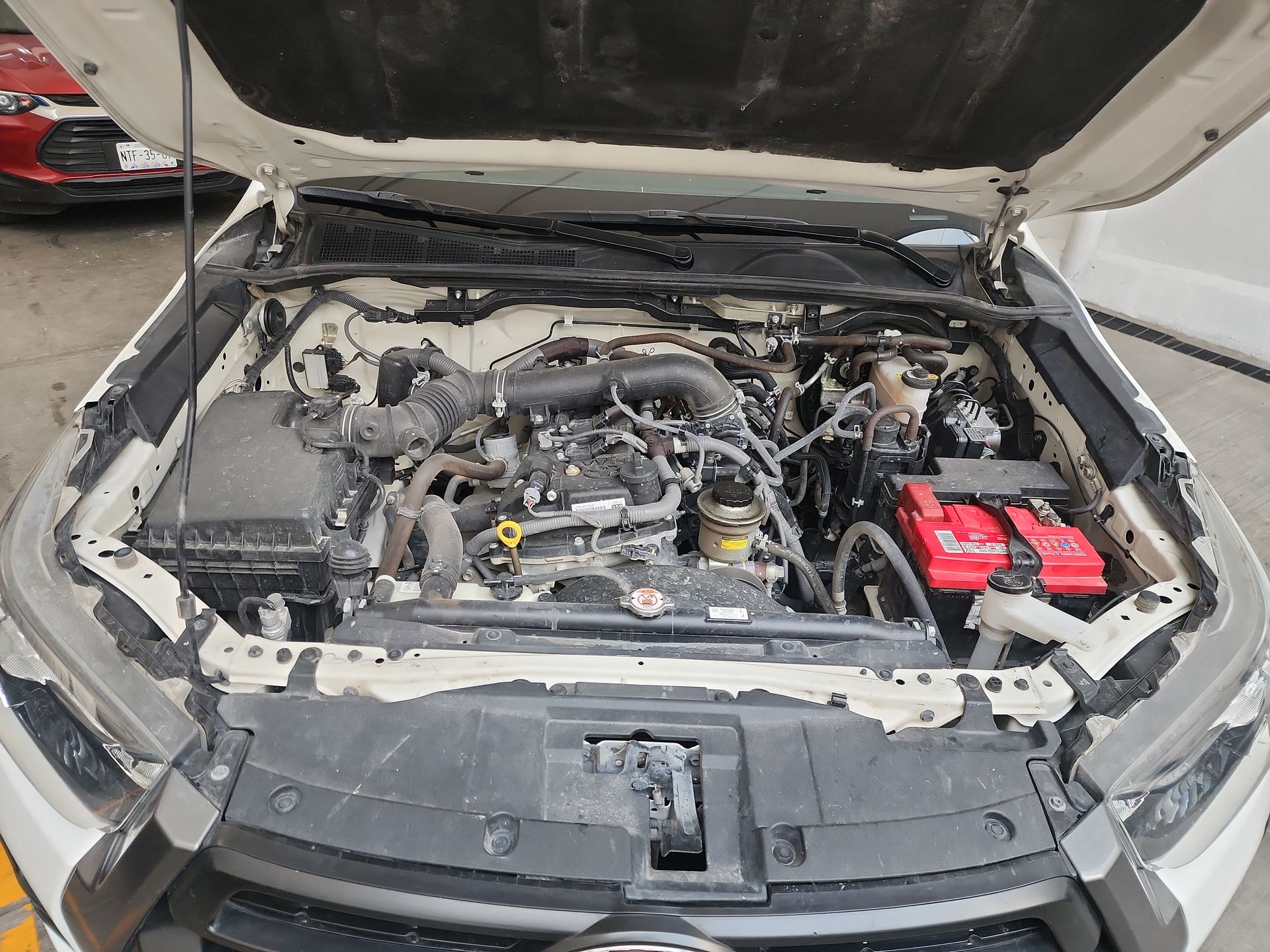 2024 Toyota HILUX C-CAB CHASIS