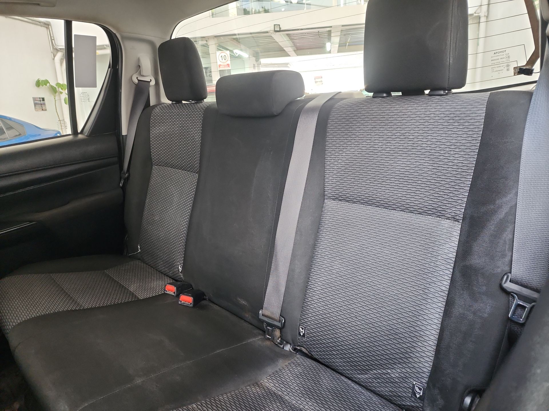 2024 Toyota HILUX C-CAB CHASIS