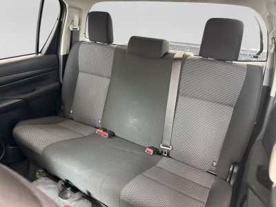 2026 Toyota HILUX D-CAB BASE