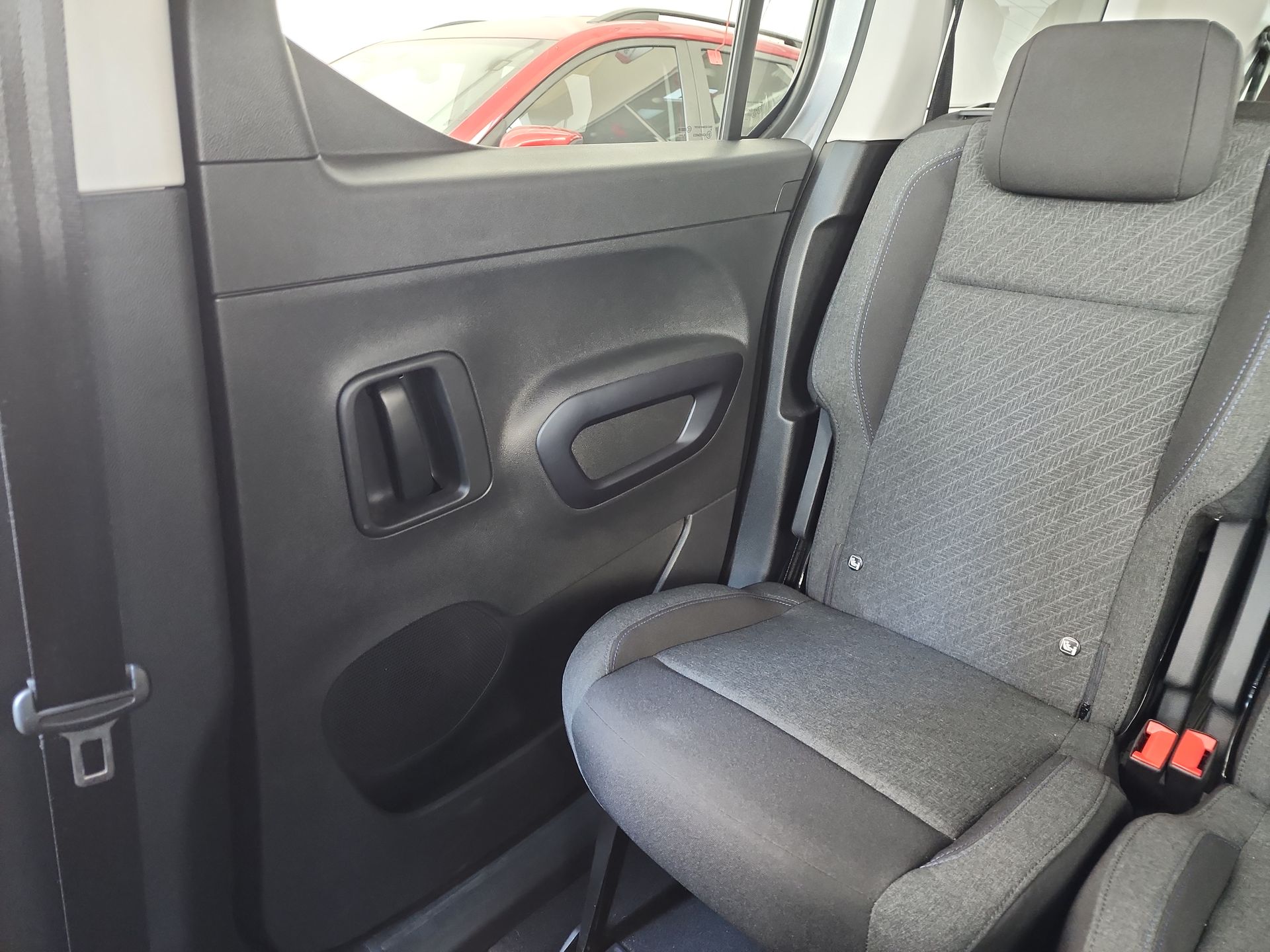 2024 PEUGEOT RIFTER ALLURE PACK 5P 1.6HDI 90HP MAN 5VEL 7PL