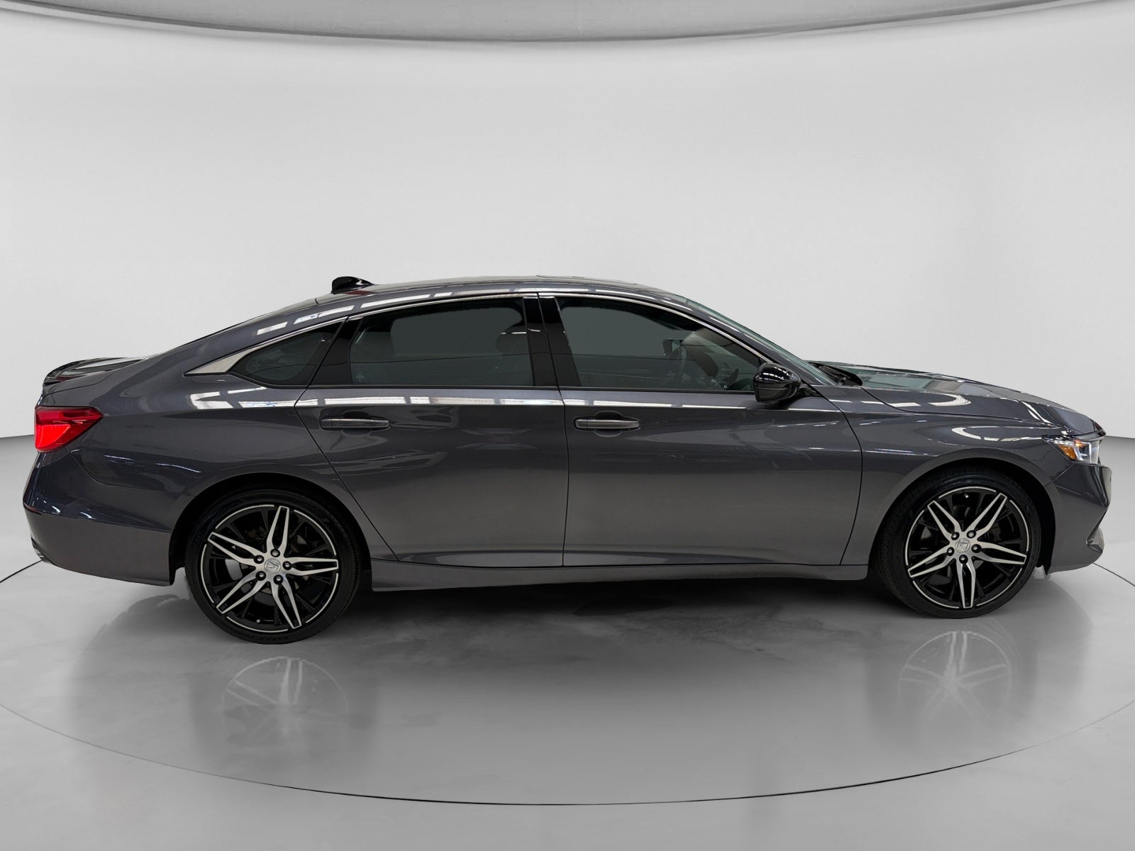2022 Honda ACCORD TOURING