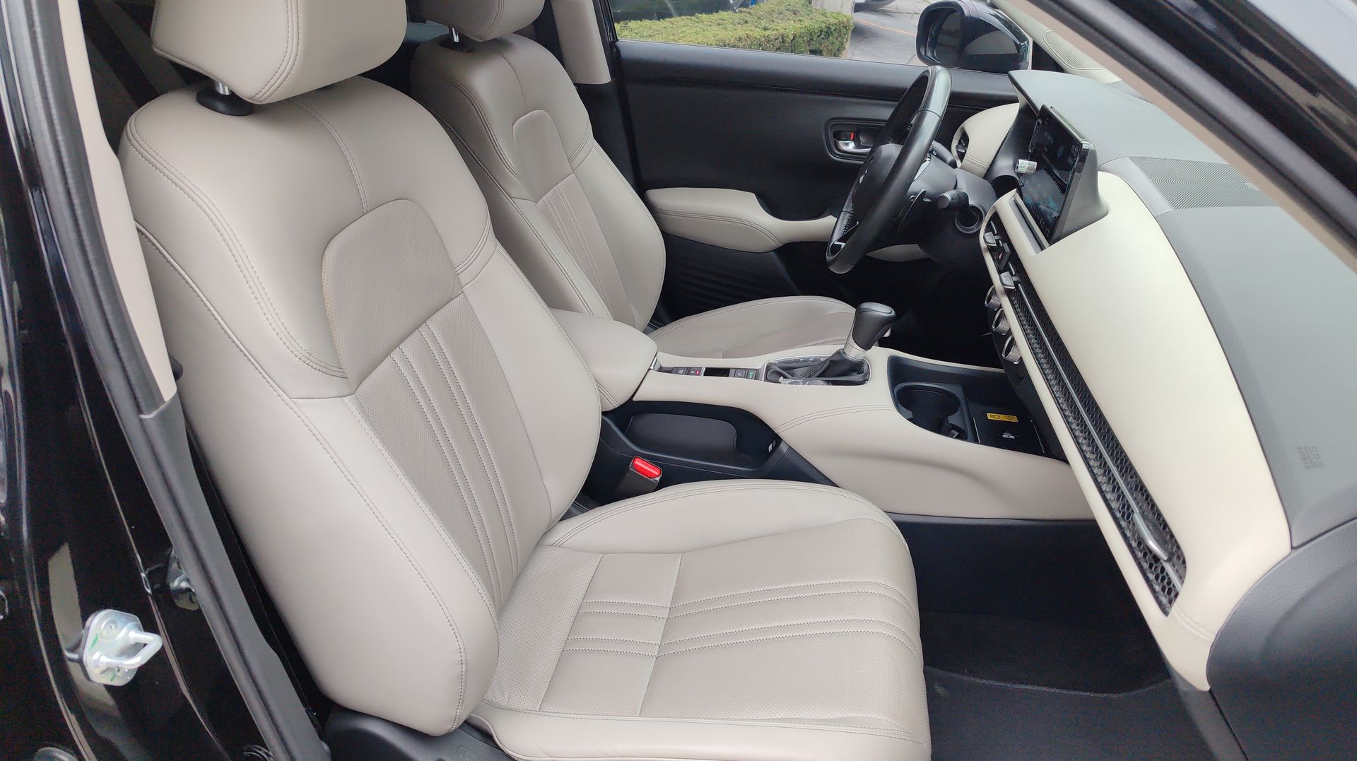 2023 Honda HR-V TOURING