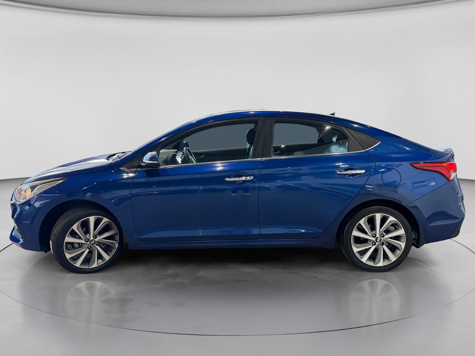 2021 Hyundai ACCENT GLS TA