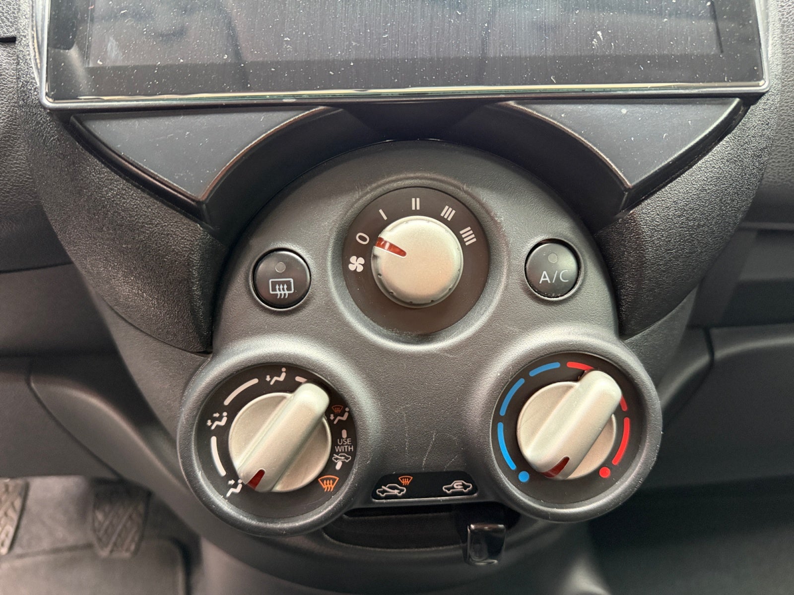 2023 Nissan V-DRIVE TM A/C 23
